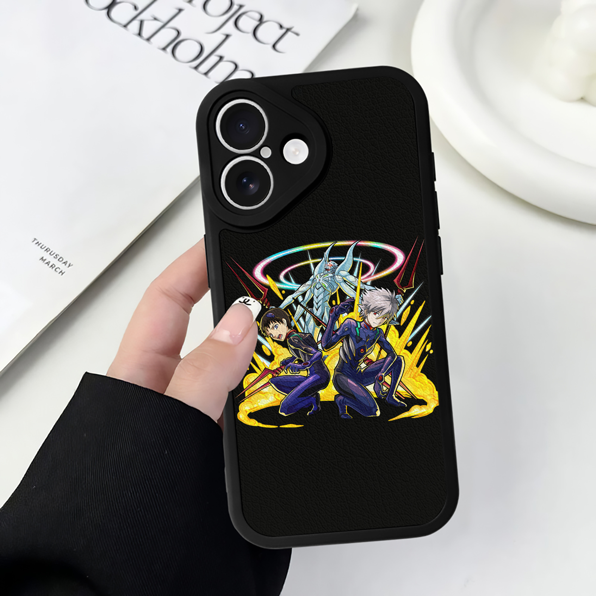 （画像用） EVA 新世紀エヴァンゲリオン 【iPhone 16シリーズ対応】シリコンスマホケース（レザー調） 材質：シリコン